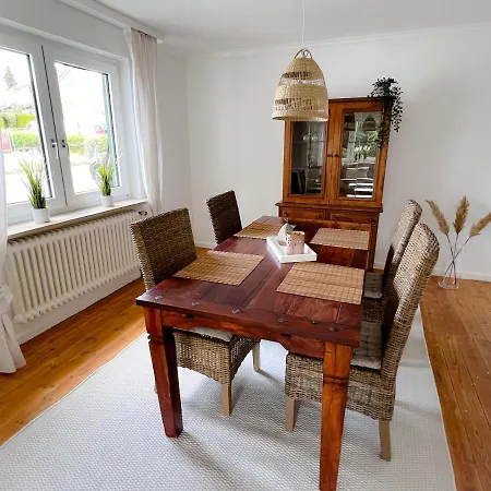 Ferienwohnung Am Rosengarten / Whg. 2