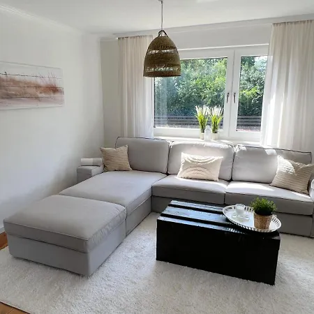 Ferienwohnung Am Rosengarten / Whg. 2 Apartment Haffkrug